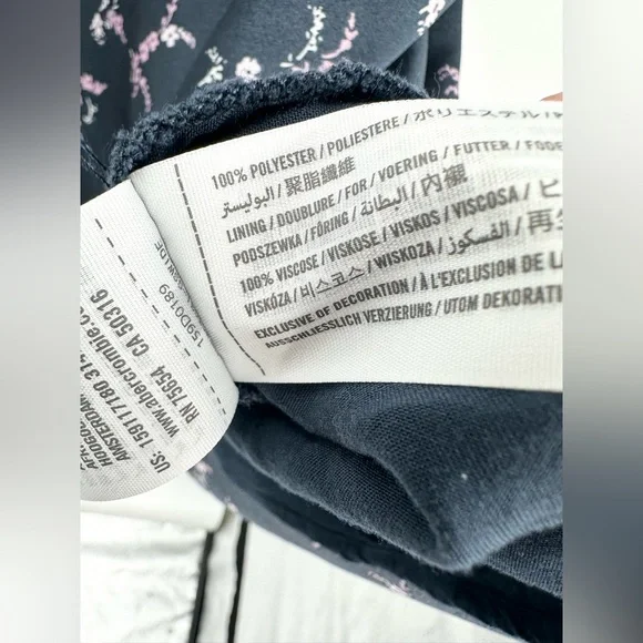 Abercrombie & Fitch Women's Navy Satin Floral Slip Mini Dress Cowl Neck Size XSP - Picture 5 of 5